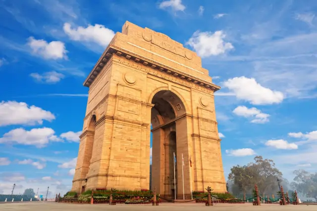India Gate New Delhi Tour Image