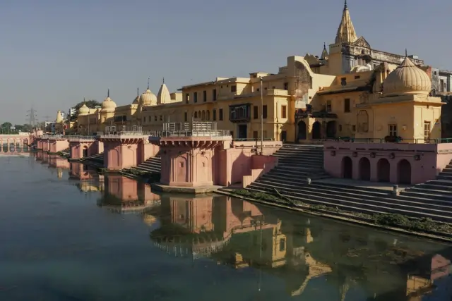 Ram Ki Paidi Ayodhya Tour Image