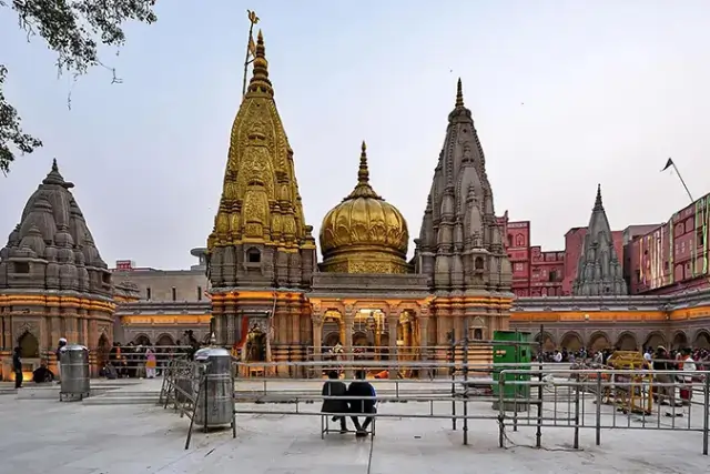 7 Days North India Spiritual Circuit – Varanasi, Ayodhya & Prayagraj Tour Thumbnail